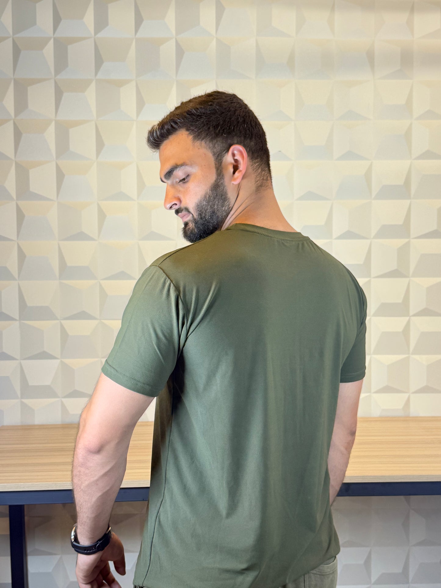 Auh Wear Designed Movement Training Dry-Fit Tee