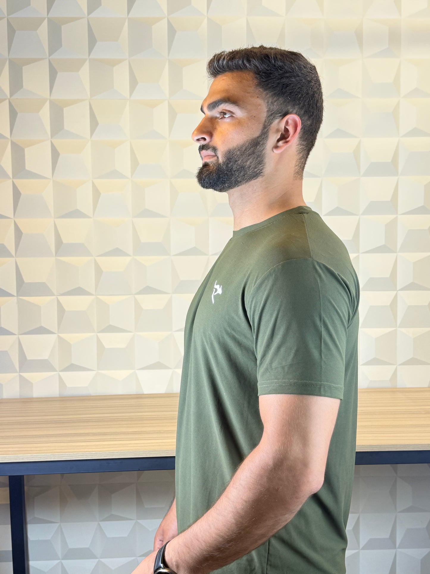 Auh Wear Designed Movement Training Dry-Fit Tee