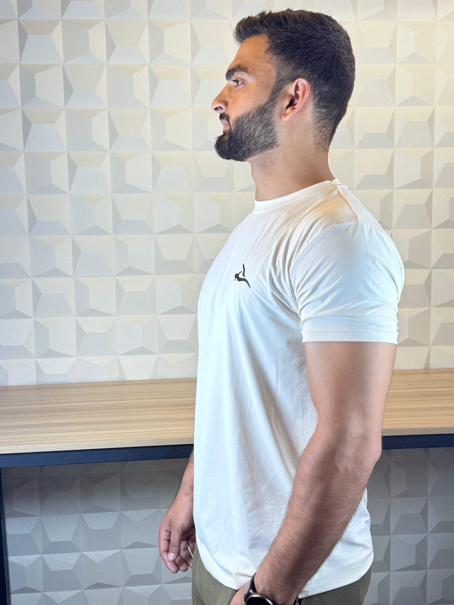 Auh Elite Dryfit imported Tee - White