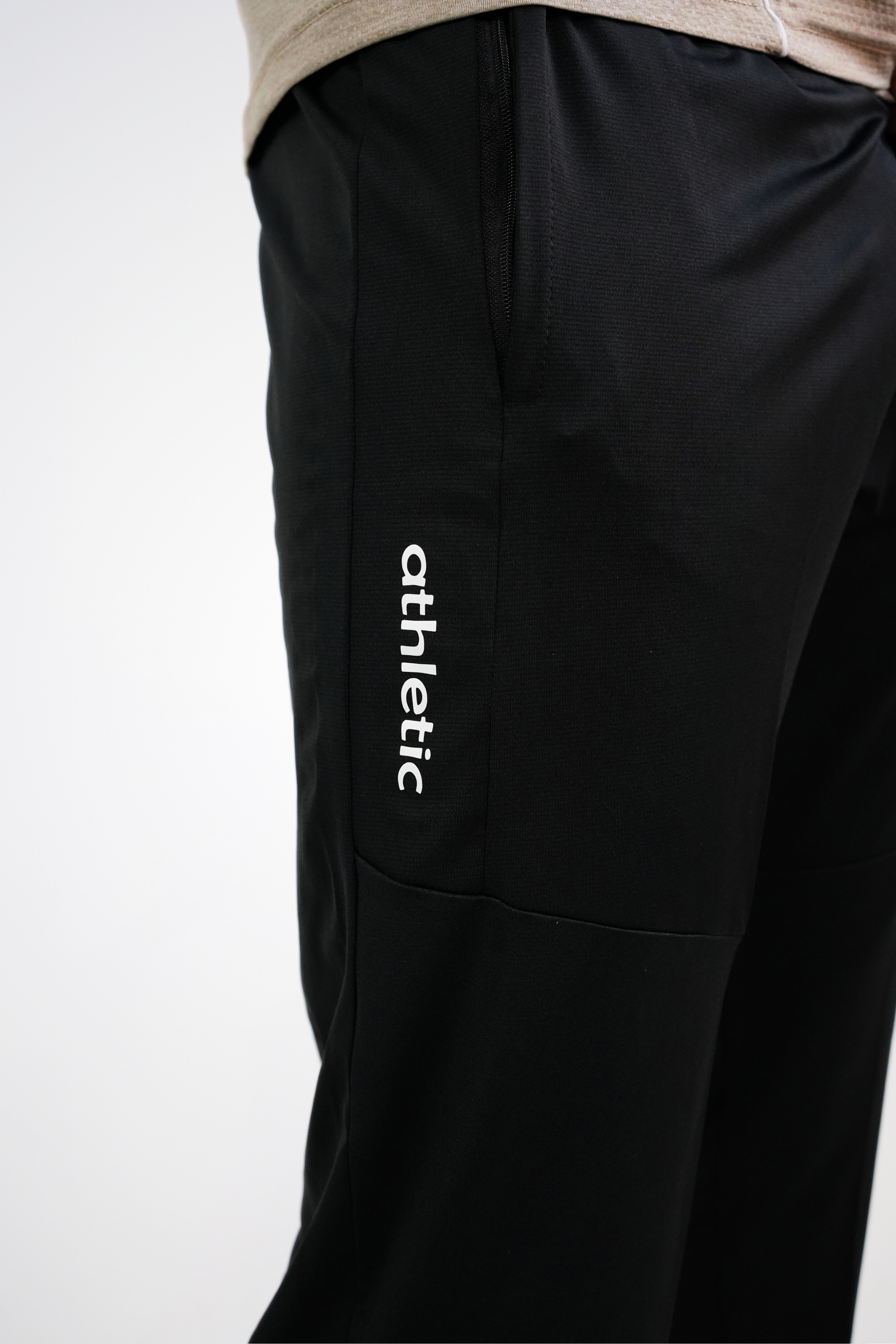 Auh Apex Athlete Pants-Black
