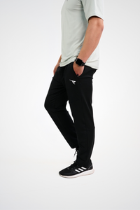 Auh LevelUp – Signature Fit Trousers-Black