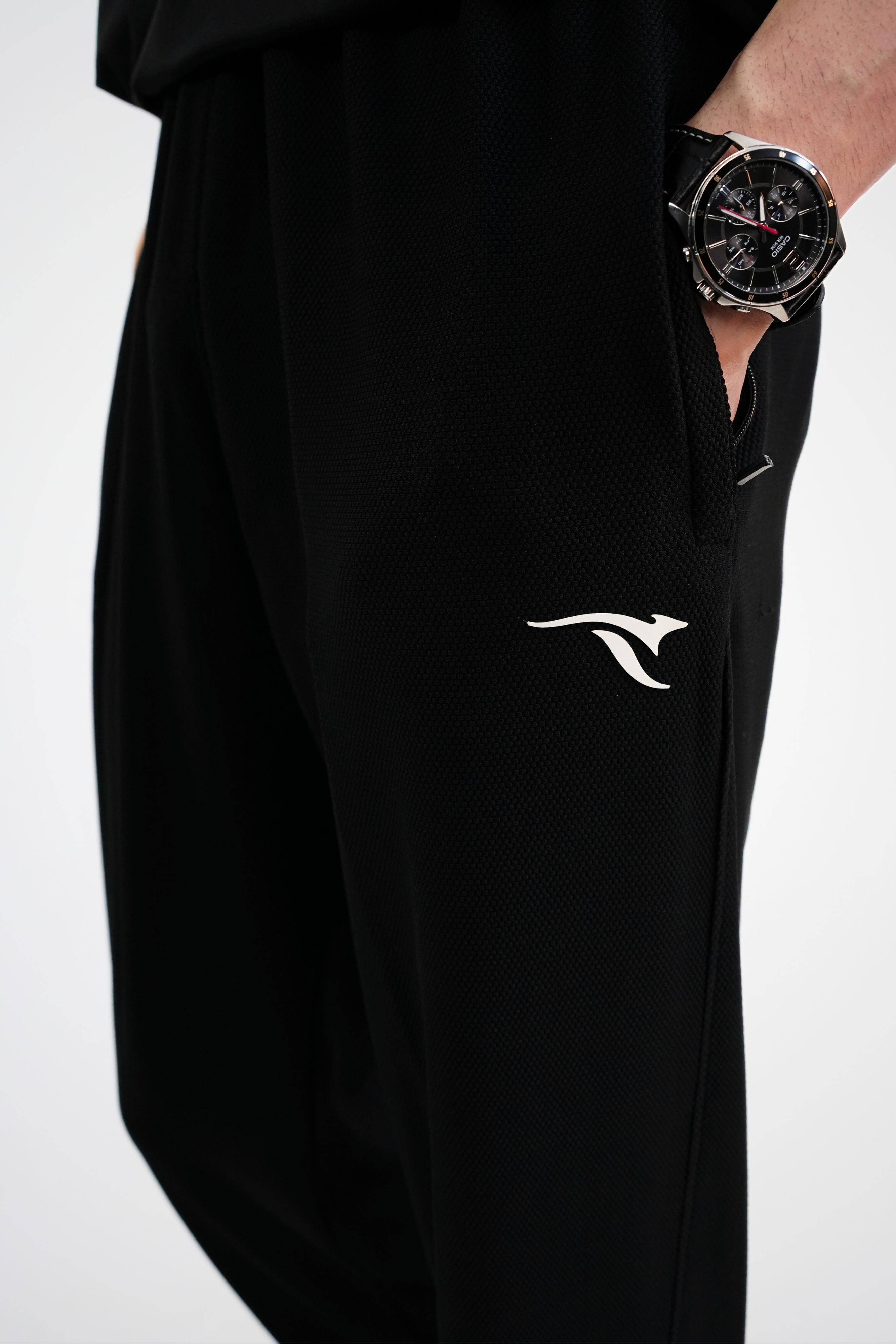 Aero-Flow Straight Track Pant-Black