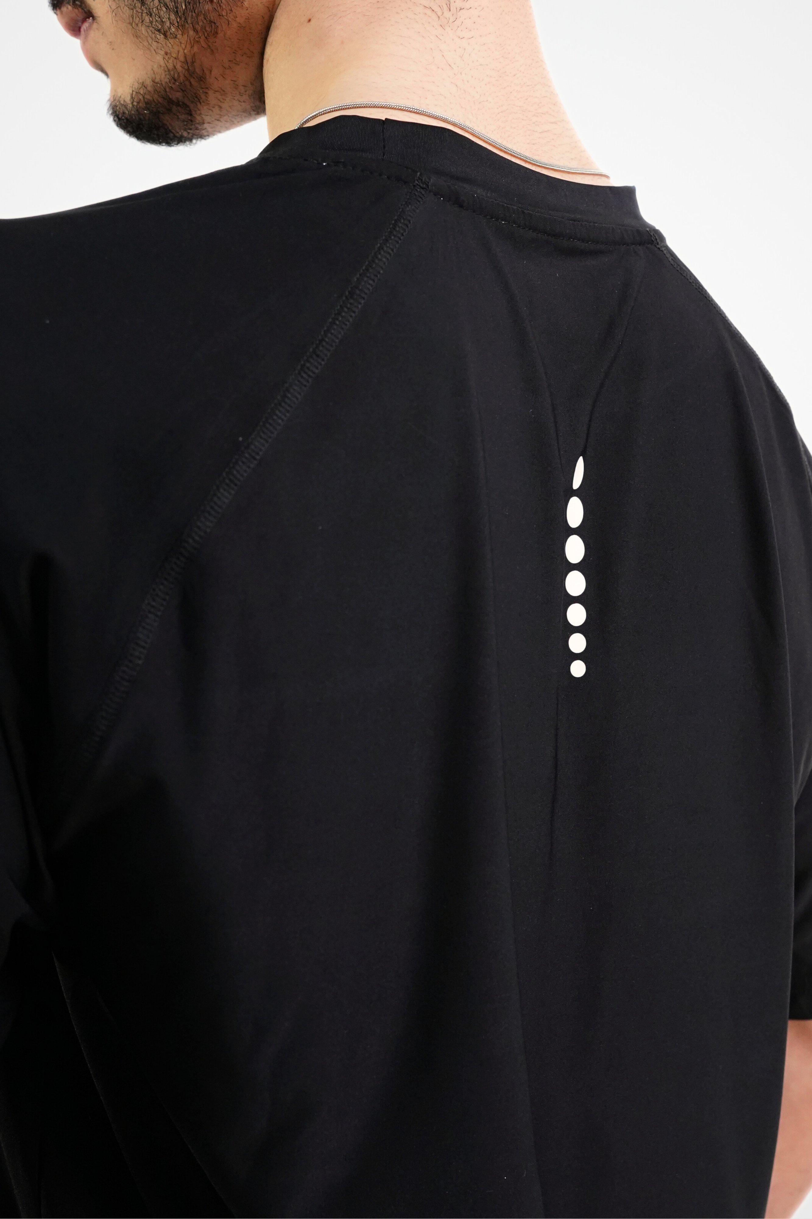 AUH Aero-Fit Performance Crew-Black