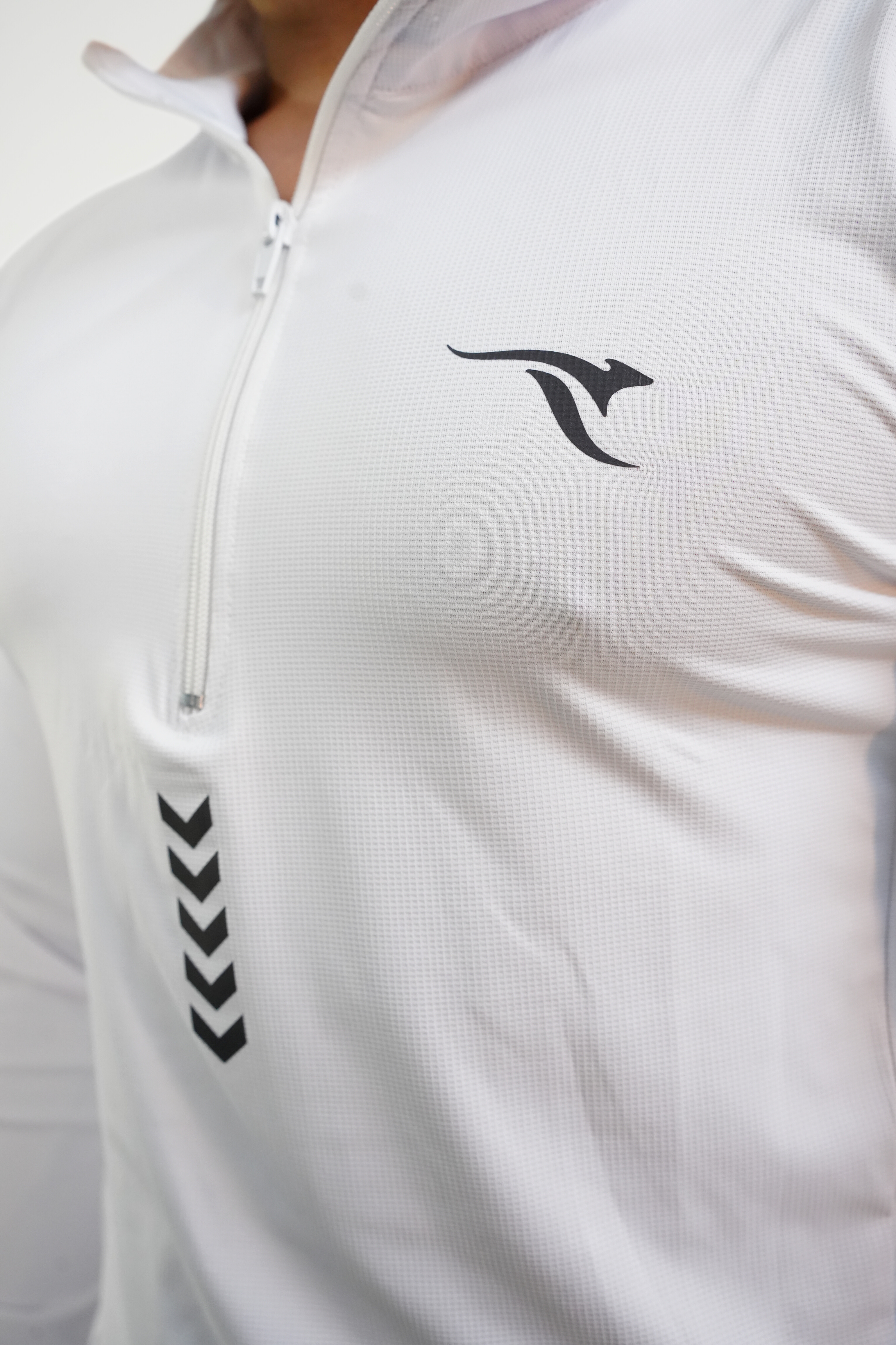 AUH Apex Quarter-Zip Pullover-White