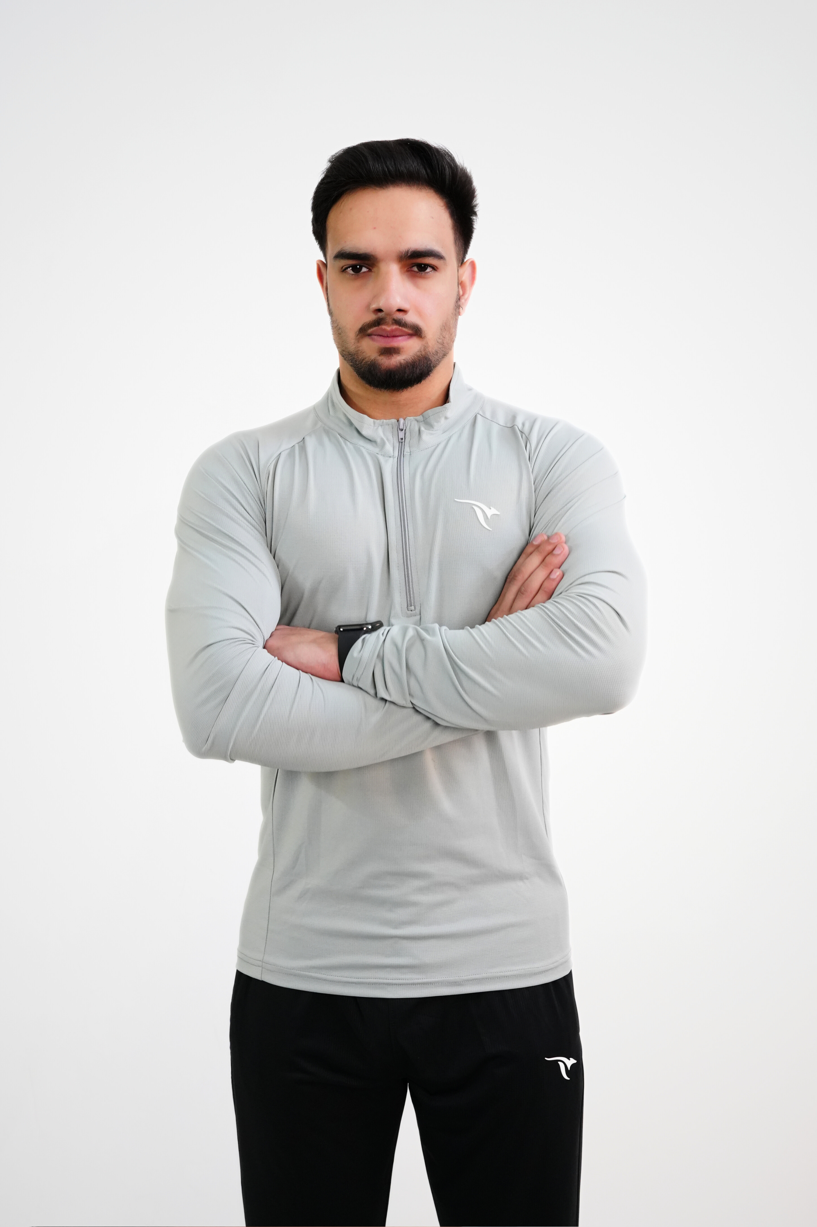 AUH Apex Quarter-Zip Pullover-Grey