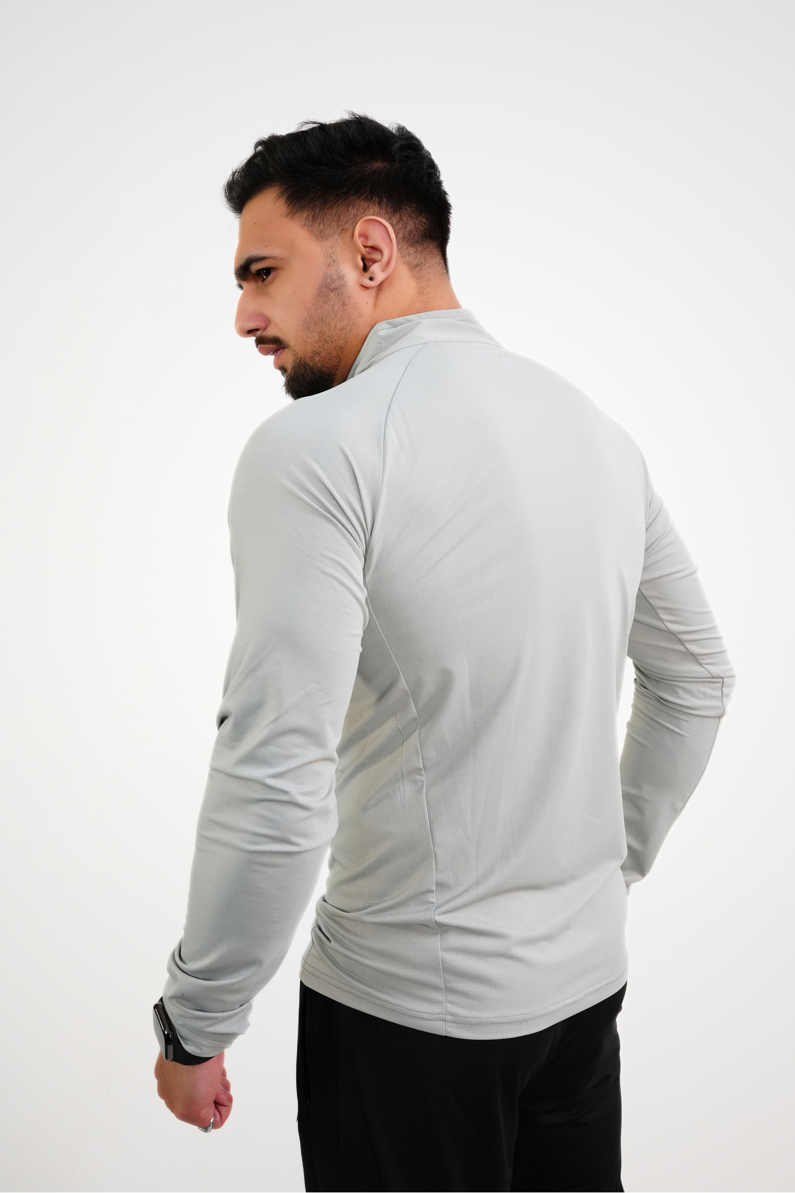 AUH Apex Quarter-Zip Pullover-Grey