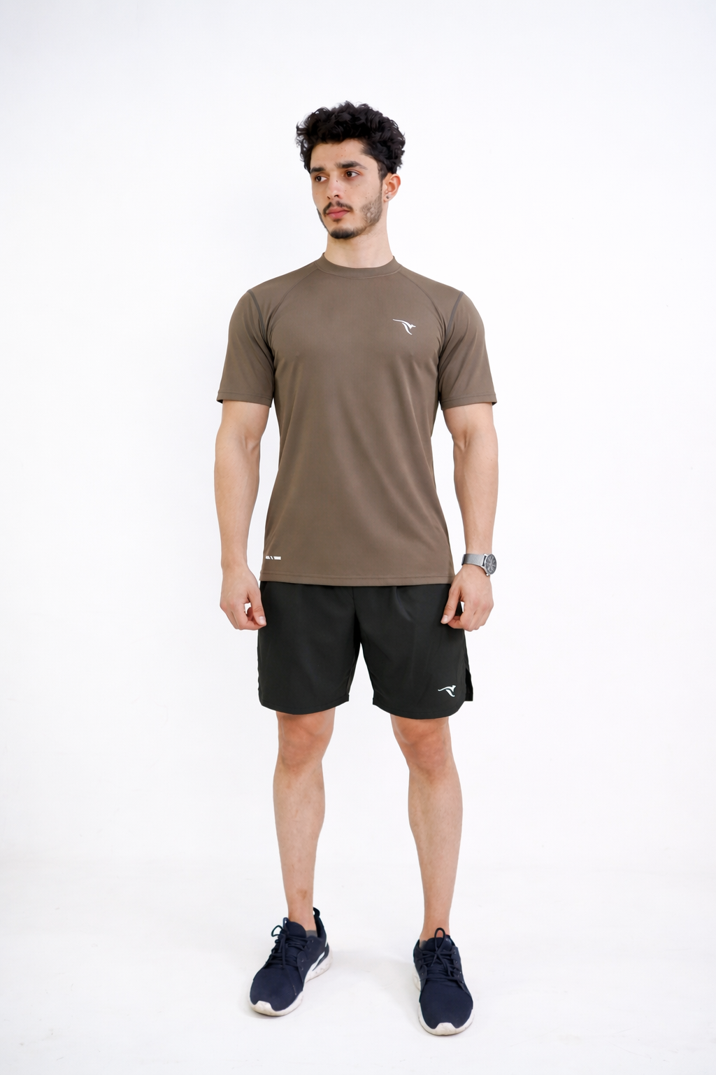 AUH Precision Mock-Neck-Brown